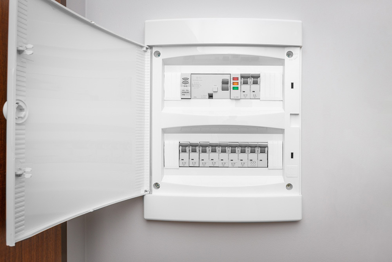 Über­spannungs­schutz bei EHG Elektro Haimerl Gerhard in Oberschneiding